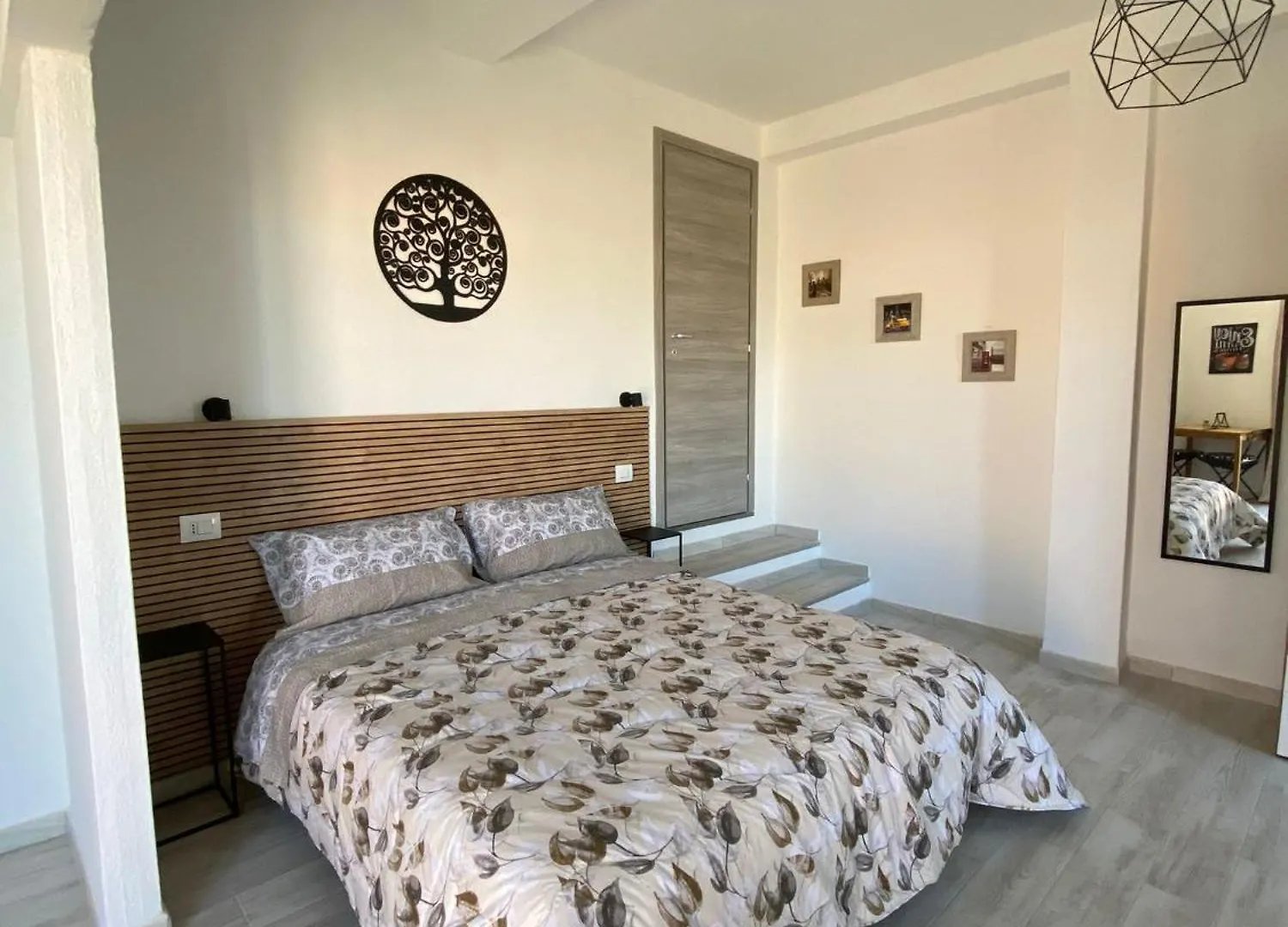 Domus Alessia Hotel Monserrato Guest house